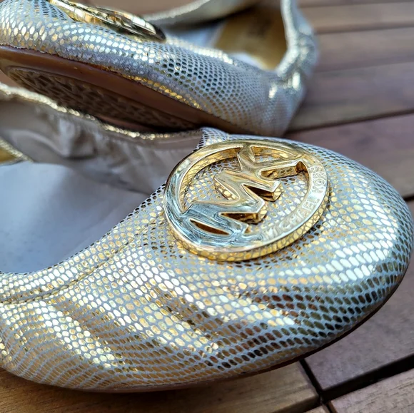 Leather Ballet flat - Picture 2 of 4